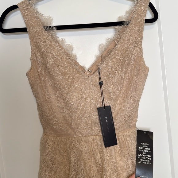 BCBGMAXAZRIA NWT Lace Dress in color Allure - XXS - Picture 6 of 9